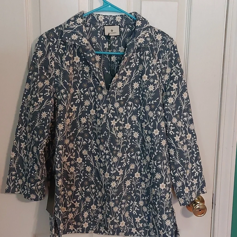 Tuckernuck Margot Chambrey Wildflower Blouse - Picture 2 of 7